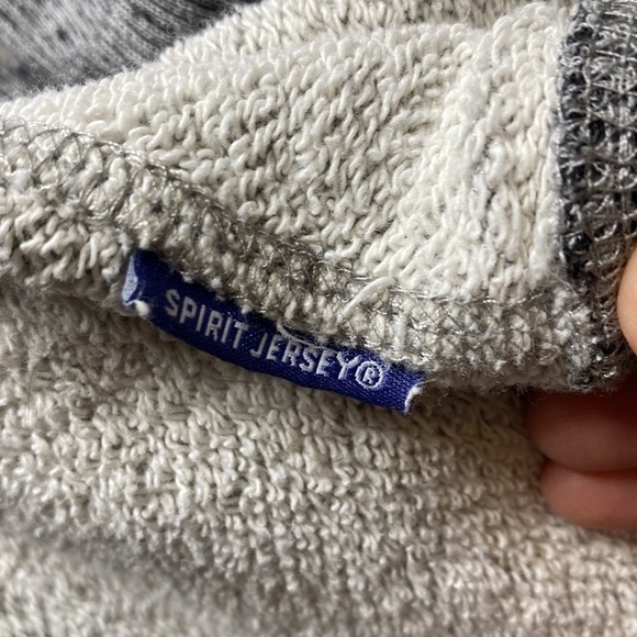 Spirit Jersey UW Eau Claire Bluegolds Reversible Gray Crew Sweatshirt Medium - Picture 6 of 6